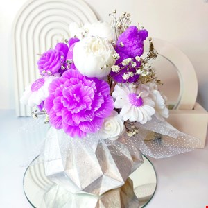 باکس گل شمع بنفش